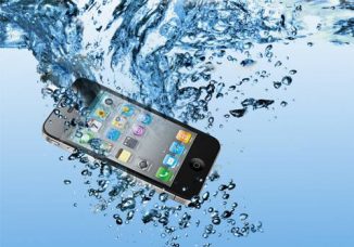 Things You Should Do When Your CellPhone Drops In Water